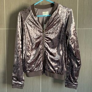 🎀3/$15! Jolt Purple Velvet Bomber Jacket